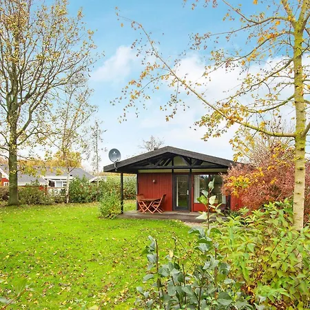 6 Person In Sydals-by Traum *