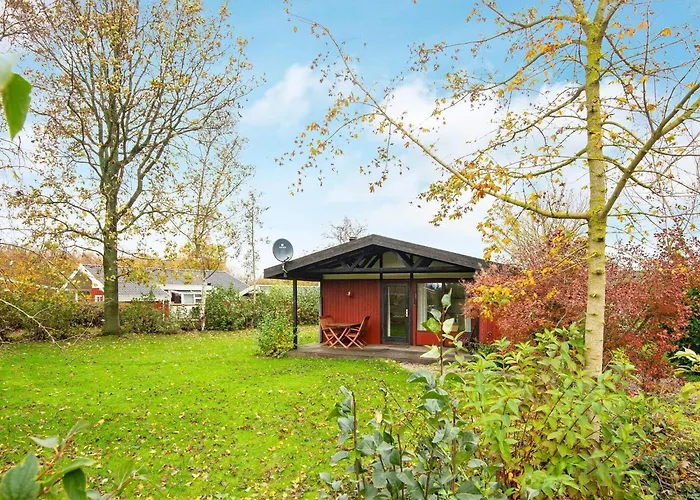 6 Person In Sydals-by Traum *